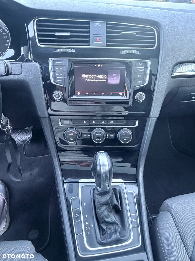 Volkswagen Golf Variant - 8