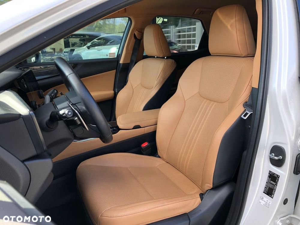 Lexus NX 350h Prestige 2WD - 25