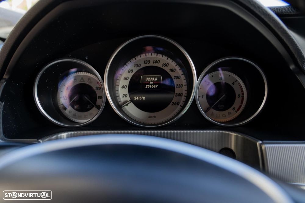 Mercedes-Benz E 220 BlueTEC Avantgarde - 9