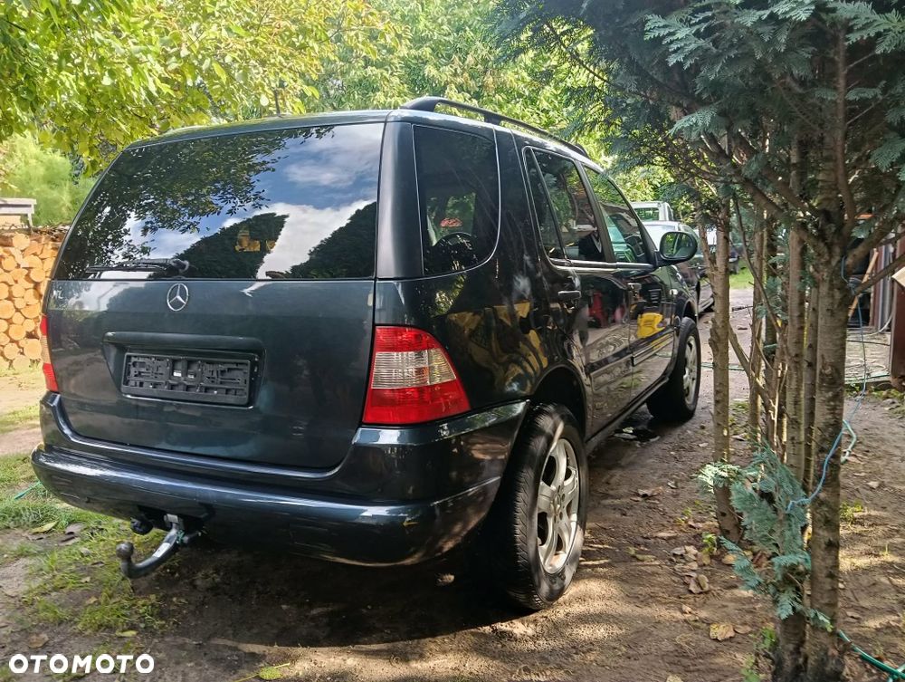 Mercedes-Benz ML - 8