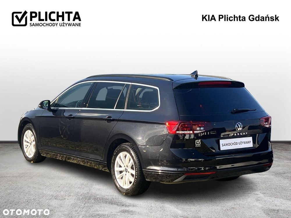 Volkswagen Passat - 3
