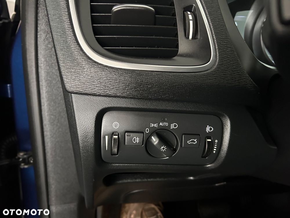 Volvo V40 D2 Drive-E Dynamic Edition - 33