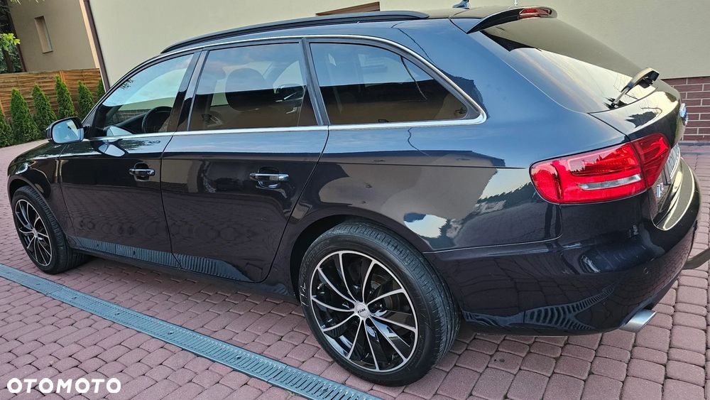 Audi A4 Avant 2.7 TDI DPF multitronic Attraction - 28