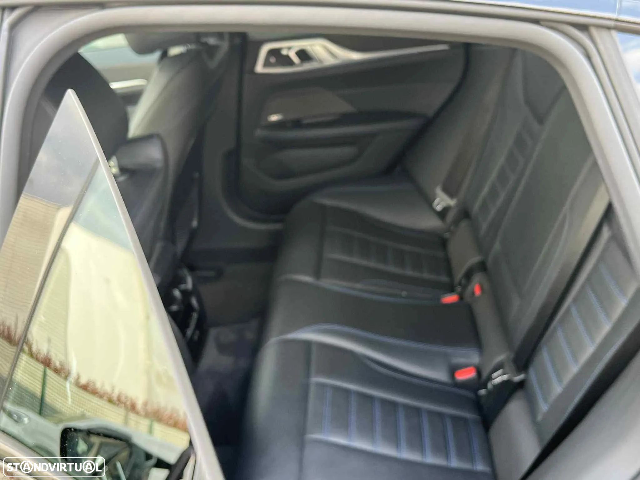 BMW i4 M50 - 35