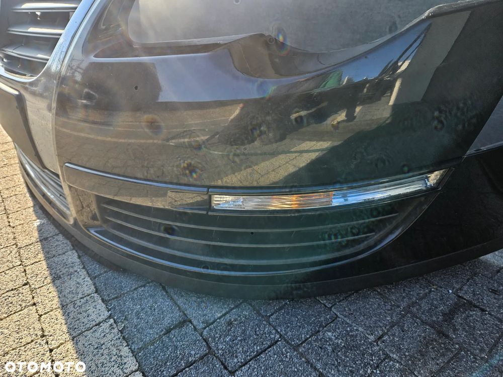 VW Passat B6 LC9X Zderzak Przedni - 8