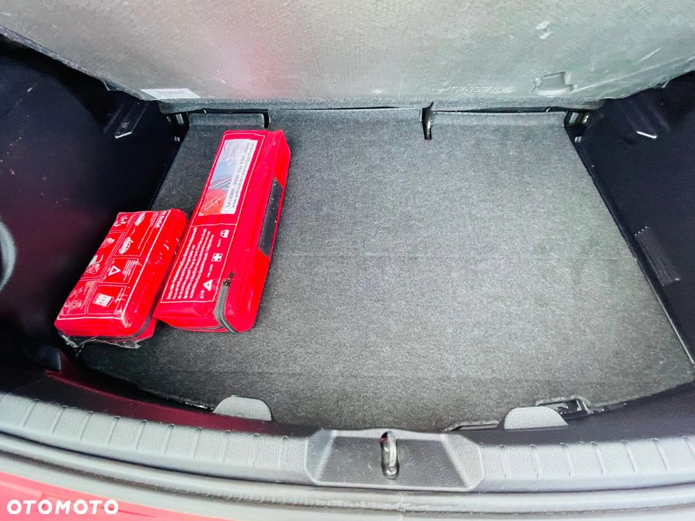 Toyota Yaris 1.33 VVT-i Executive - 24