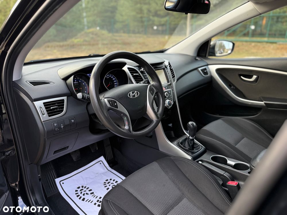 Hyundai i30 1.4 Comfort - 14