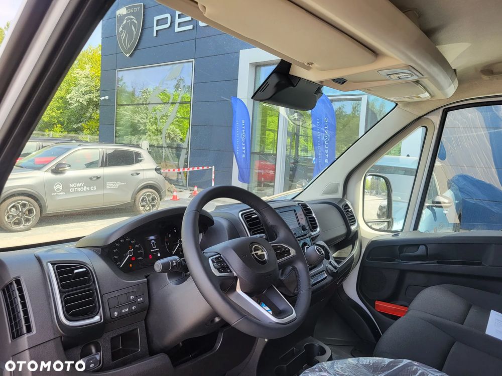 Opel Movano - 15