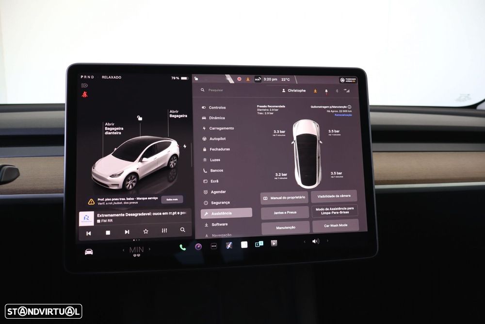 Tesla Model Y - 28
