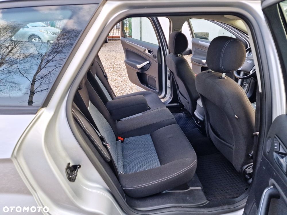 Ford Mondeo - 16