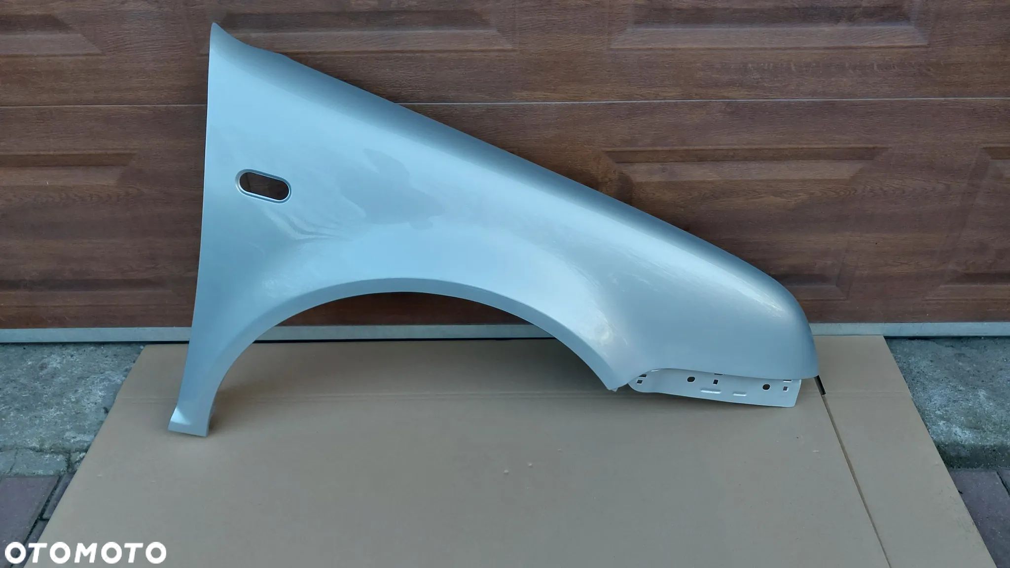 VW Bora 1998-2005 Błotnik Przód prawy  Przedni prawy LA7W Srebrny - 1
