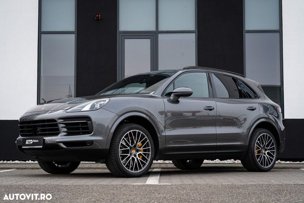 Porsche Cayenne - 2