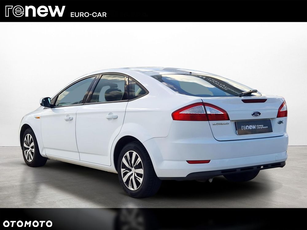 Ford Mondeo 1.8 TDCi Ambiente - 3