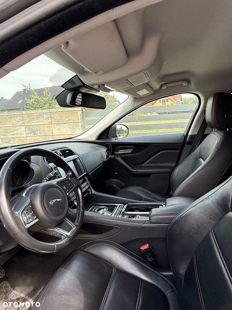 Jaguar F-Pace 2.0 i4D AWD Prestige - 6