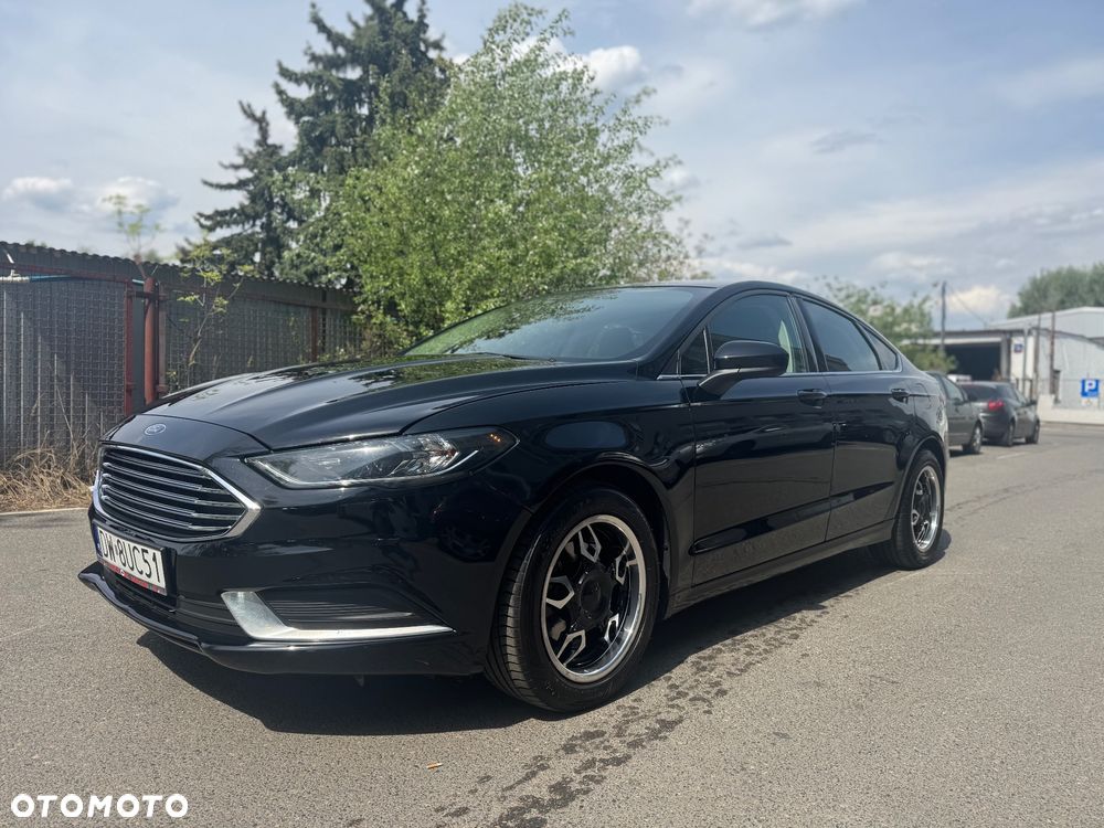 Ford Fusion - 4