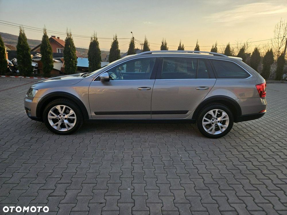 Skoda Octavia 2.0 TDI 4x4 DSG Scout - 5