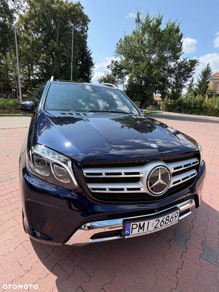 Mercedes-Benz GLS - 2
