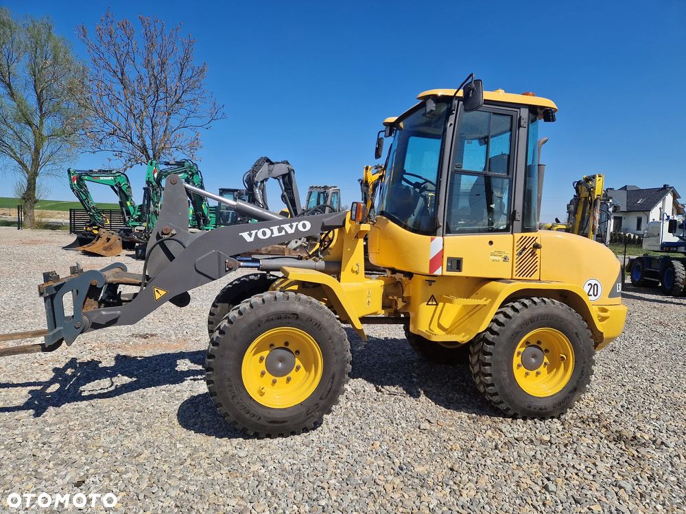 Volvo L30 - 1