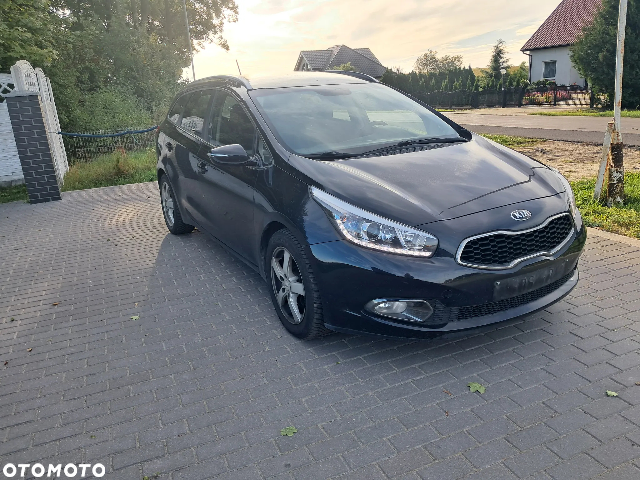 Kia Ceed 1.6 CRDi 128 Dream-Team Edition - 2