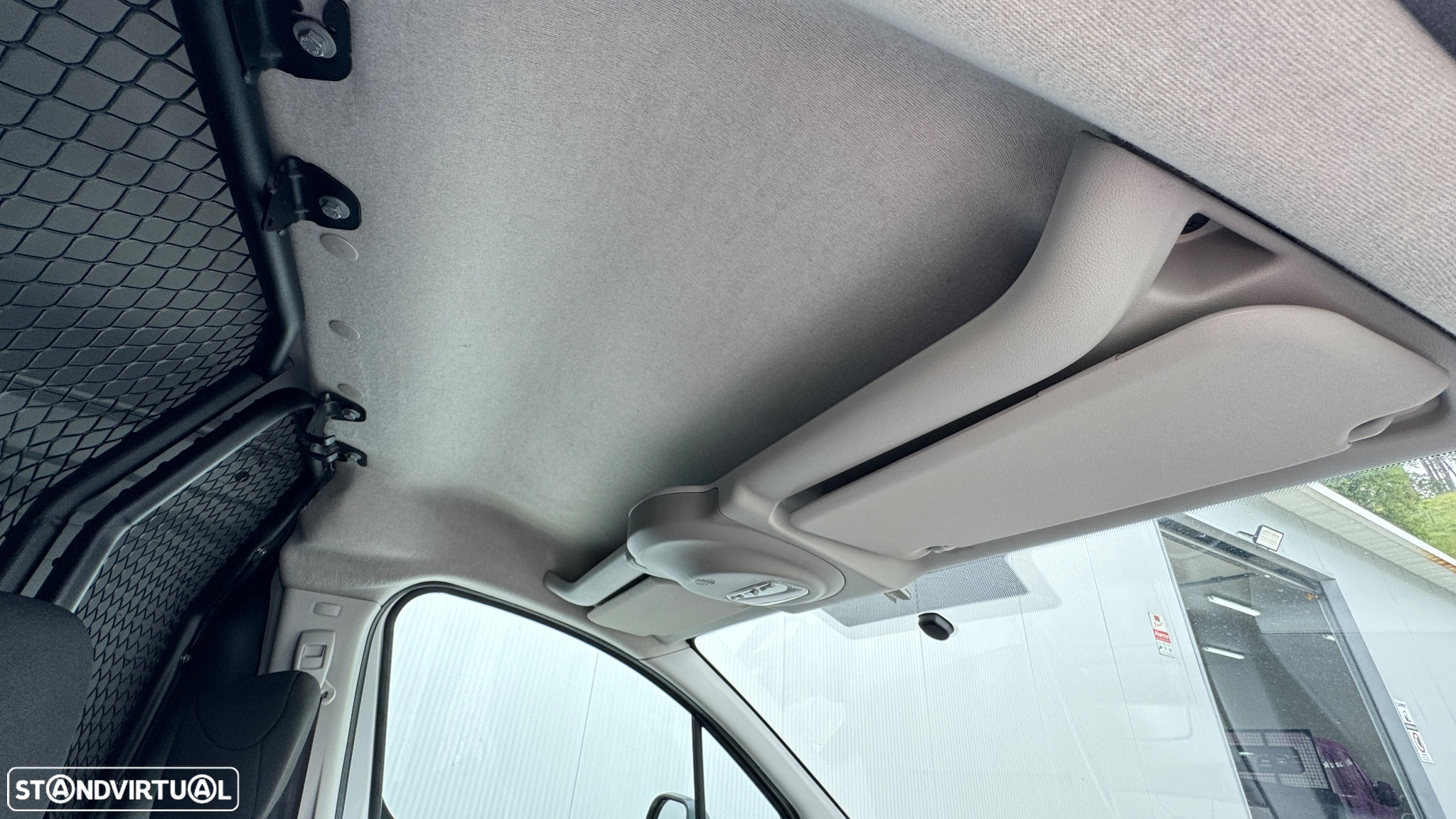 Citroën Berlingo 1.6 HDI L1H1 CX Automática - 32