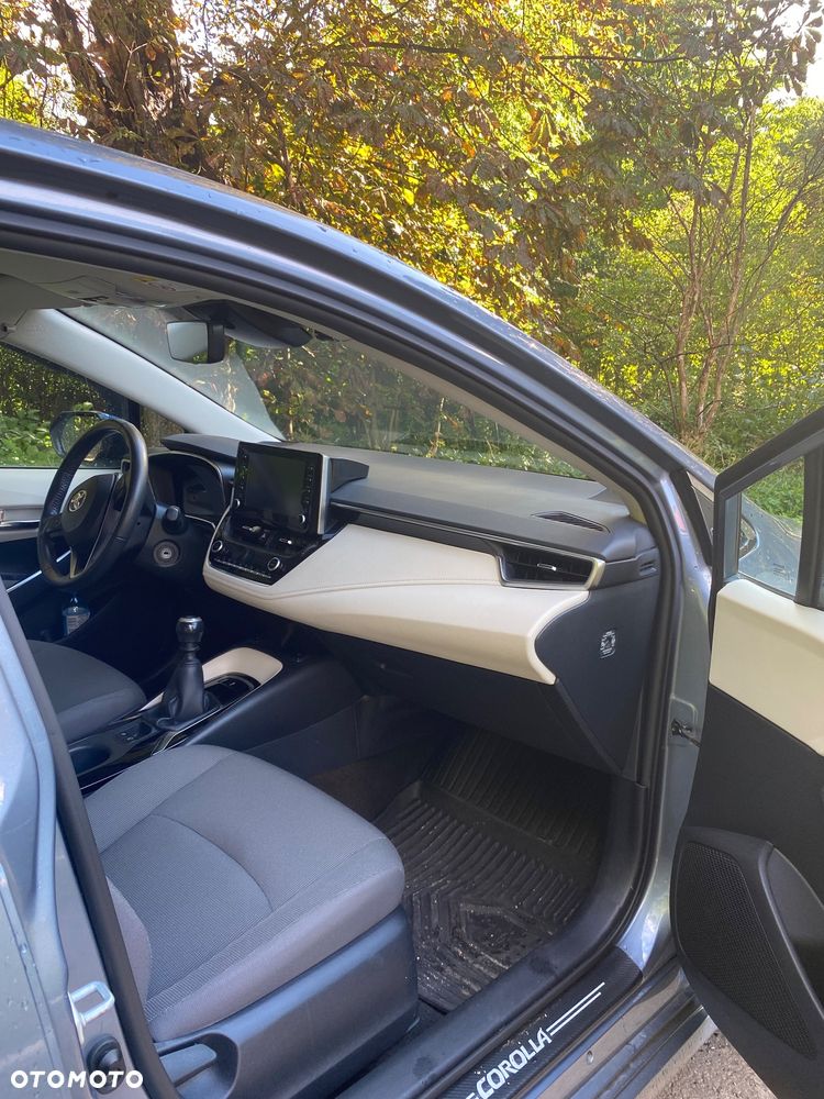 Toyota Corolla 1.6 Comfort - 6