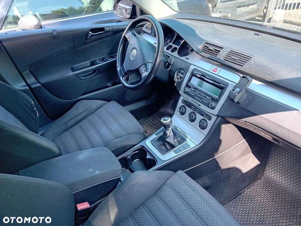 *VOLKSWAGEN PASSAT B6* Samochód na części - 10