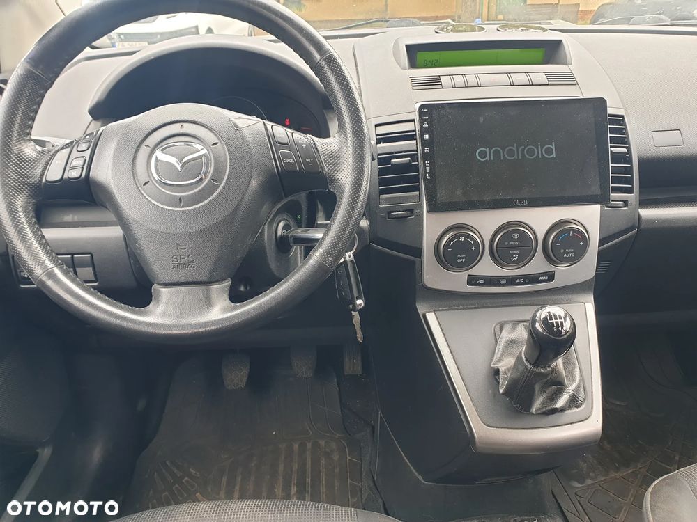 Mazda 5 - 9