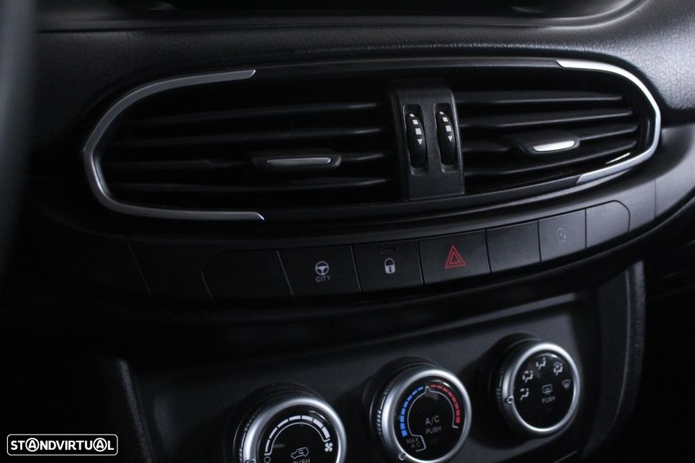 Fiat Tipo Station Wagon 1.3 Multijet City Life - 28