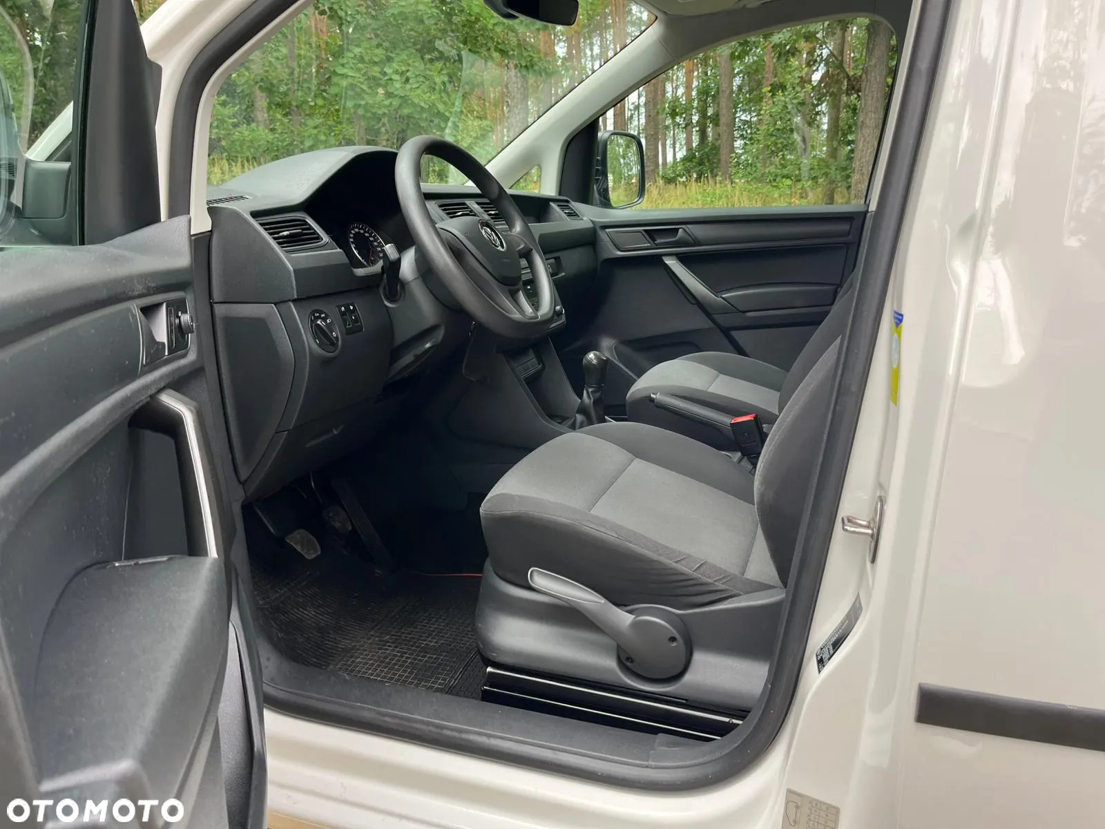Volkswagen CADDY - 10