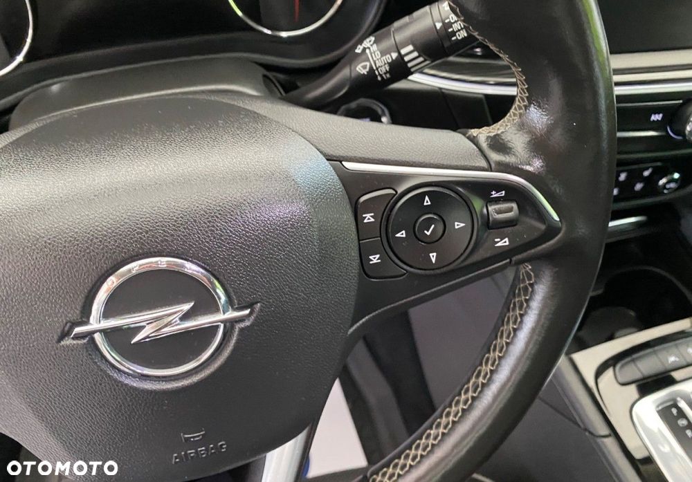Opel Insignia - 12