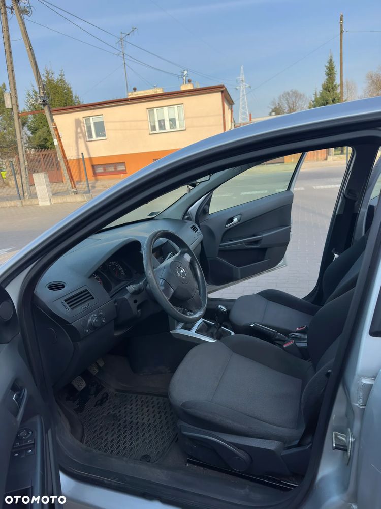 Opel Astra 1.6 - 13