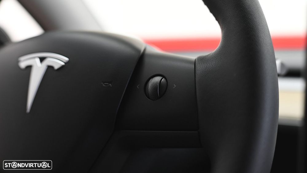Tesla Model Y Tração Traseira - 46