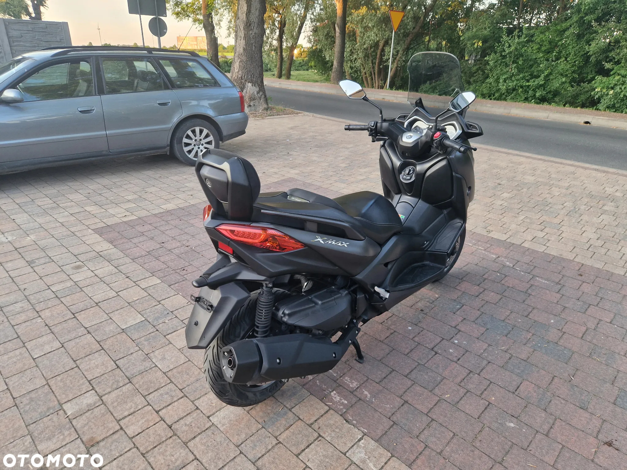 Yamaha X-max - 5