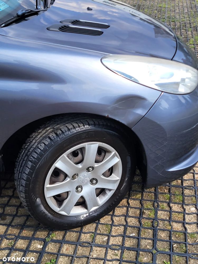 Peugeot 206 plus 1.1 Presence - 3