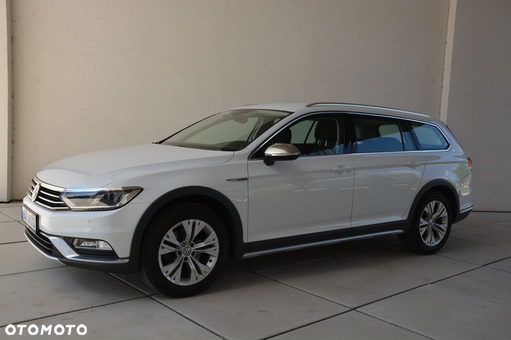 Volkswagen Passat Alltrack 2.0 TDI SCR 4Mot DSG - 25