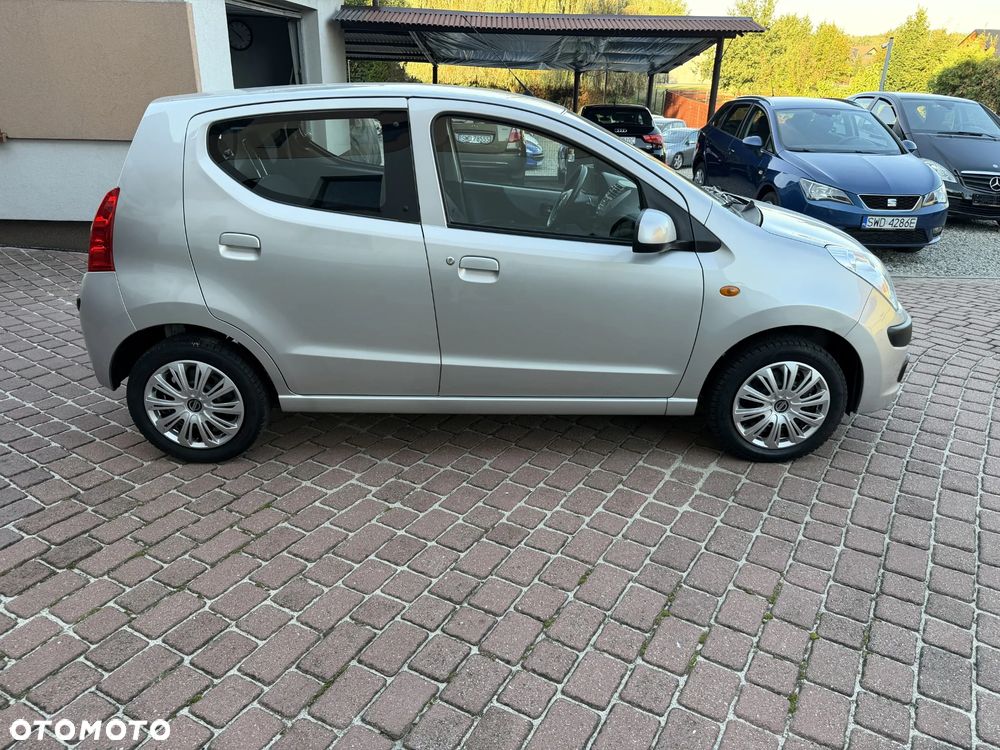 Nissan Pixo 1.0 more - 32