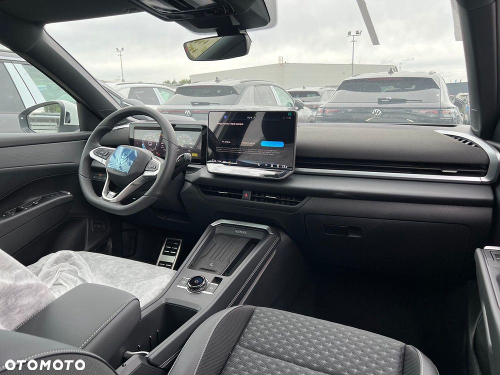Volkswagen T-Roc 1.5 eTSI R-Line DSG - 8