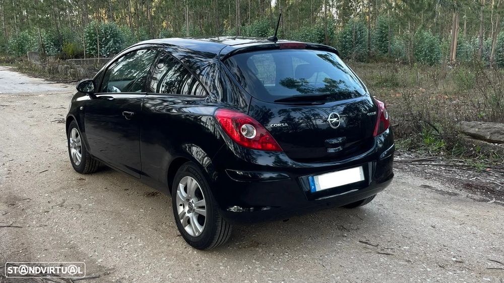 Opel Corsa 1.3 CDTI Black Edition - 25