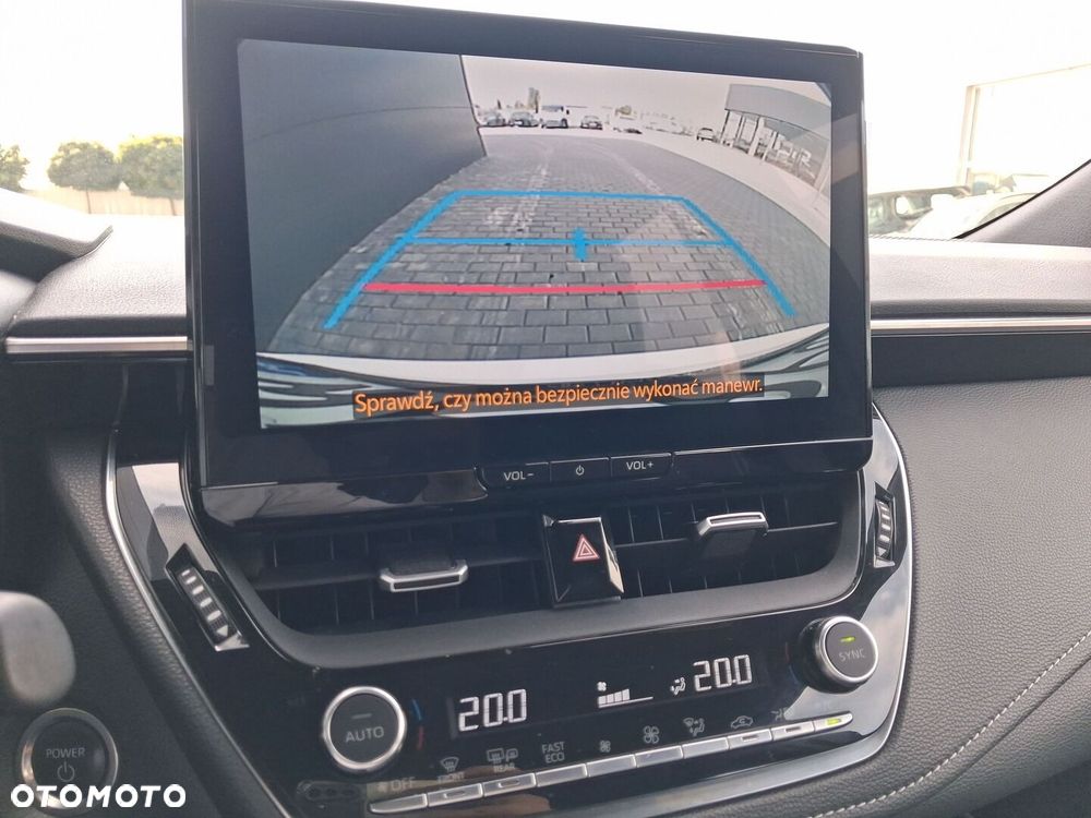 Toyota Corolla 1.8 Hybrid Comfort - 24