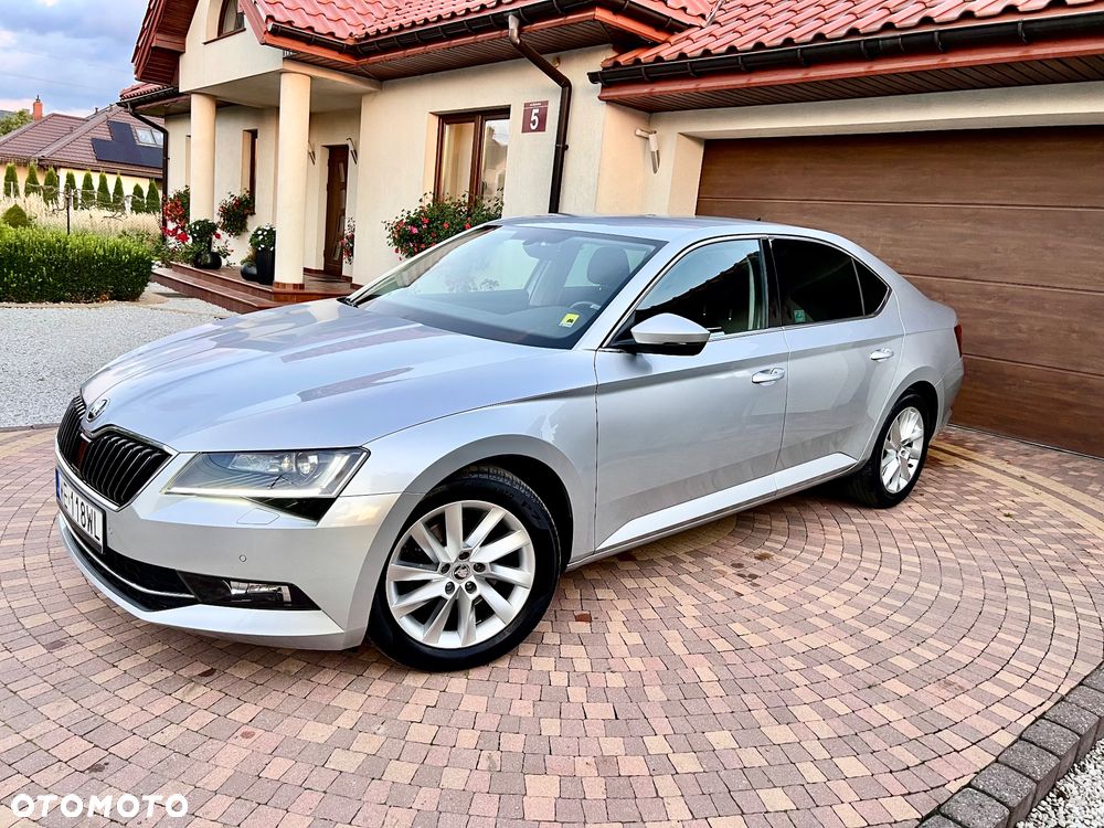 Skoda Superb 2.0 TDI SCR Style - 14