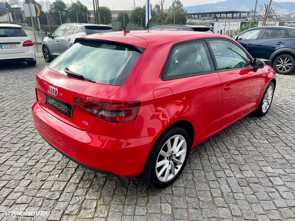 Audi A3 1.6 TDI Attraction S tronic - 6