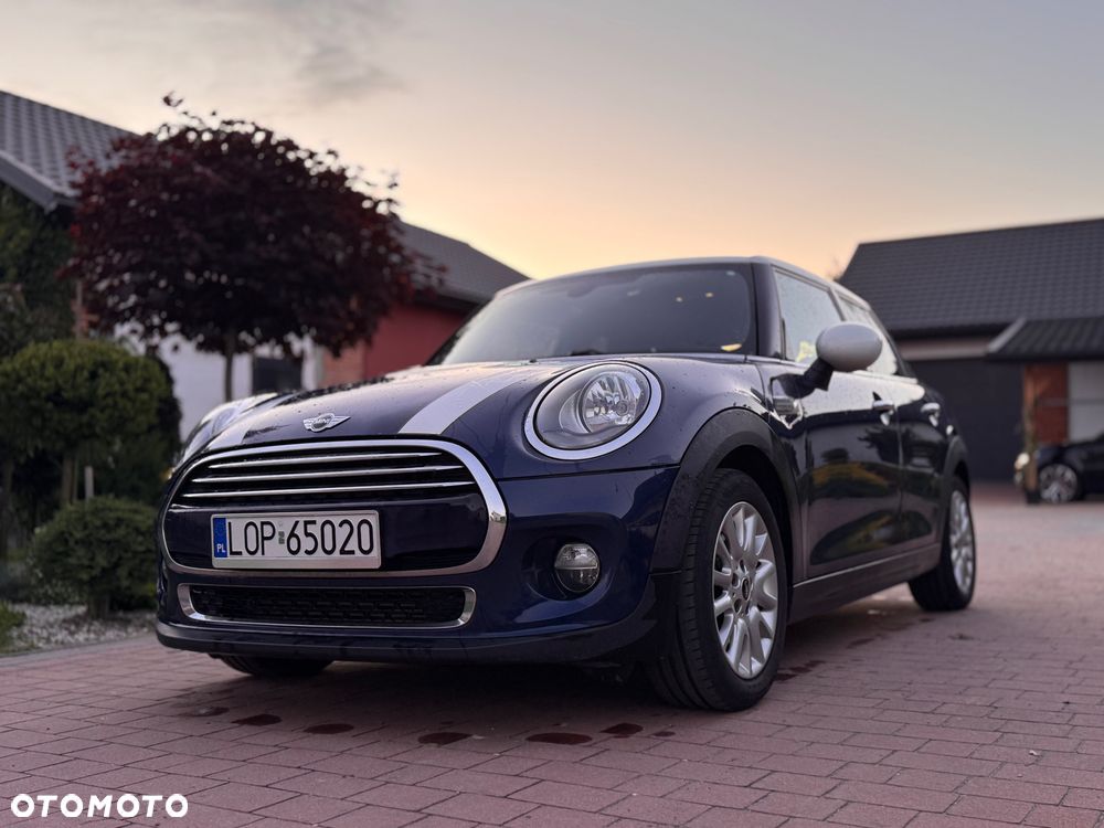 MINI Cooper Standard - 4