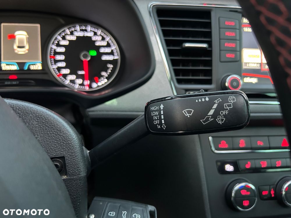 Seat Leon 1.4 EcoTSI FR S&S DSG - 17