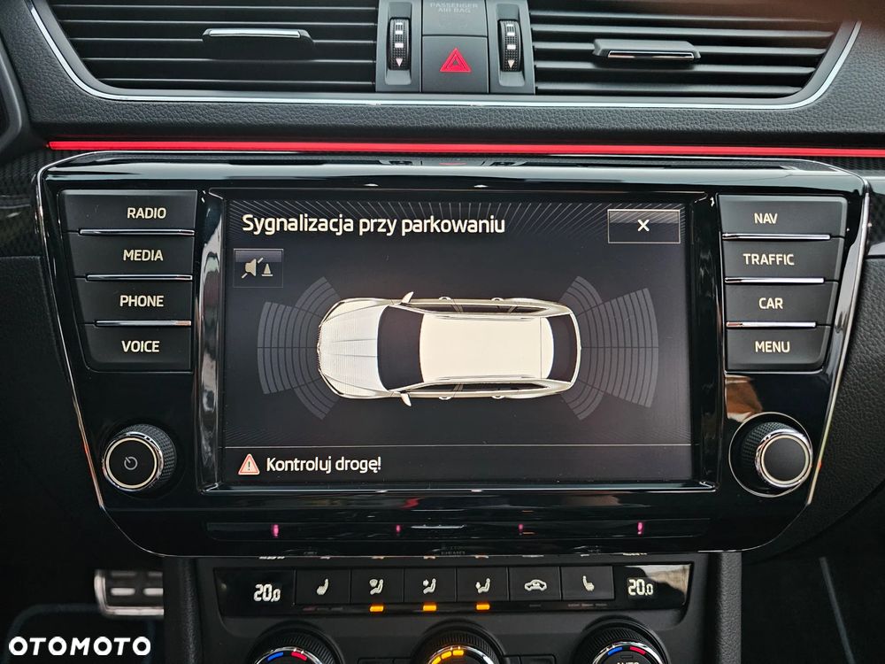 Skoda Superb 2.0 TDI DSG SportLine - 20