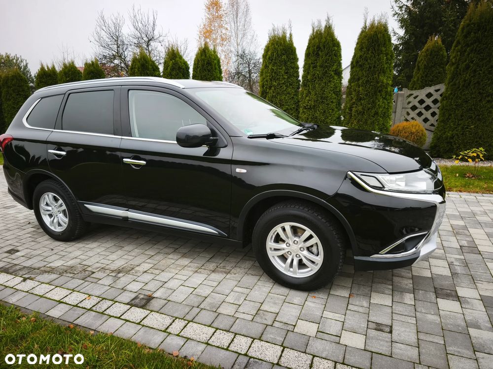 Mitsubishi Outlander 2.0 2WD Plus - 3