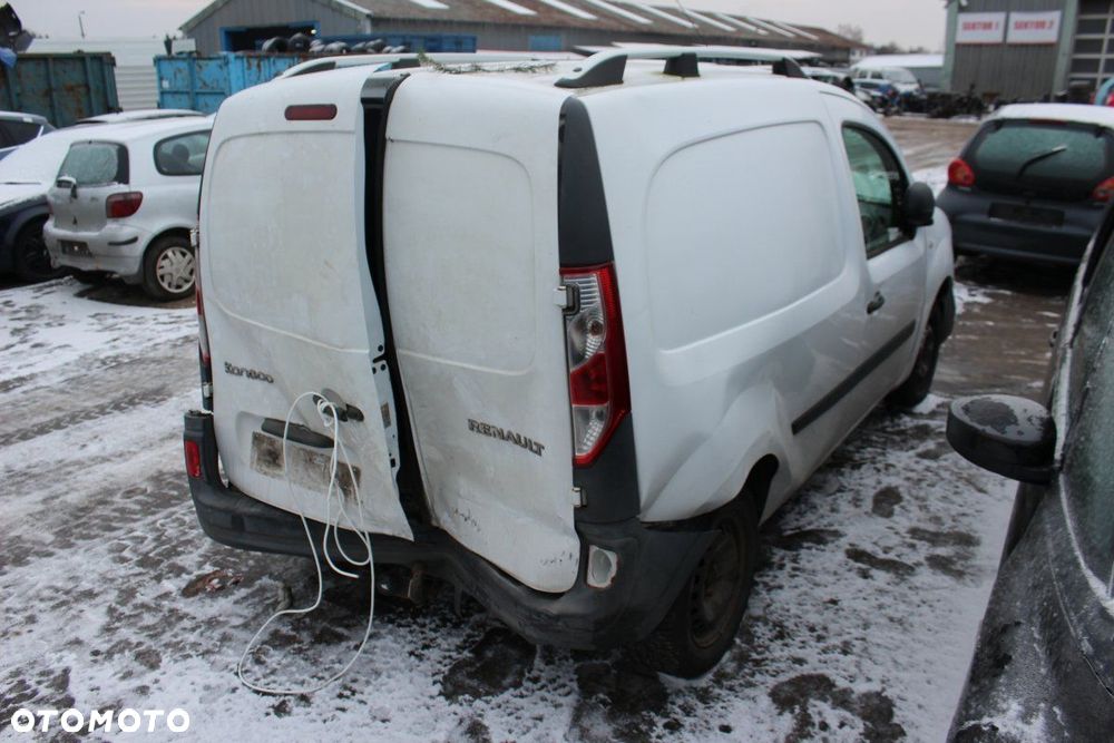 Renault Kangoo II 2014 1.5DCi K9K608 (MASKA, ZDERZAK, LAMPA, BŁOTNIK, DRZWI, SZYBA, FOTEL) - 5