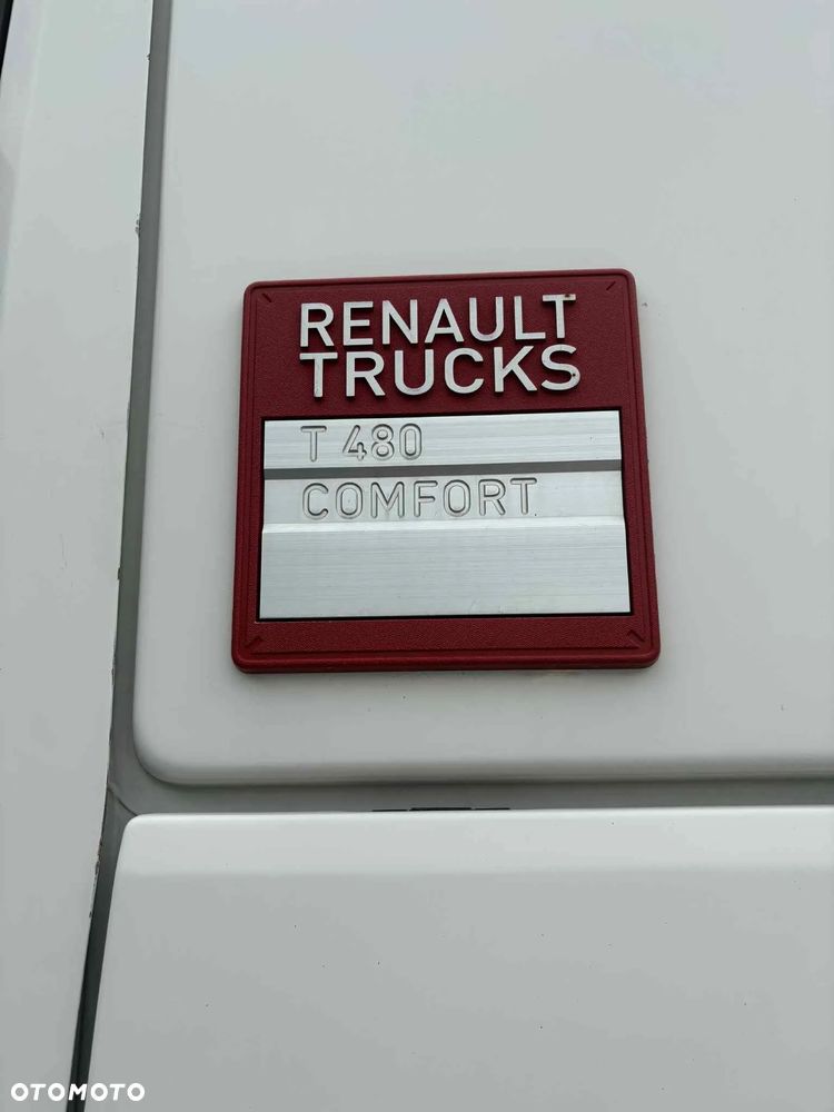 Renault T480 - 8