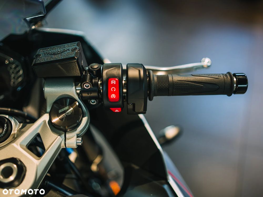 Triumph Daytona - 31