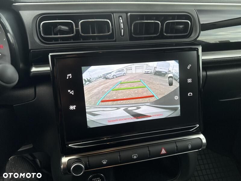 Citroën C3 1.2 PureTech Shine EAT6 - 16