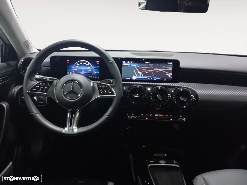 Mercedes-Benz A 180 d - 12